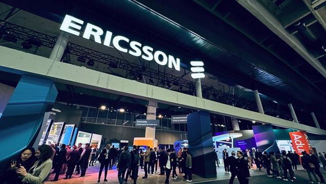 MWC2025专访爱立信高管：破解运营商增长困局，引领5G-A与AI融合创新